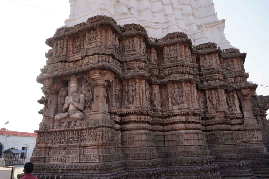 parli vaijnath temple