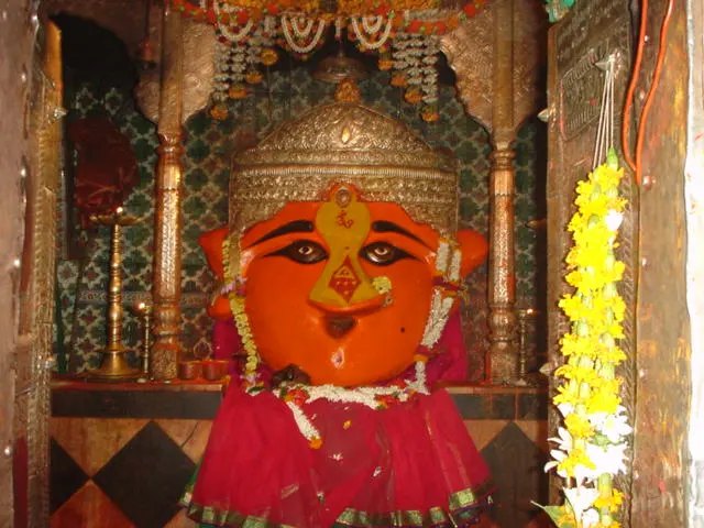 Renuka Devi Aarti lyrics in Marathi