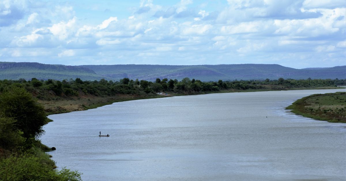 Map showing the course of the narmada river from Amarkantak to the Arabian Sea