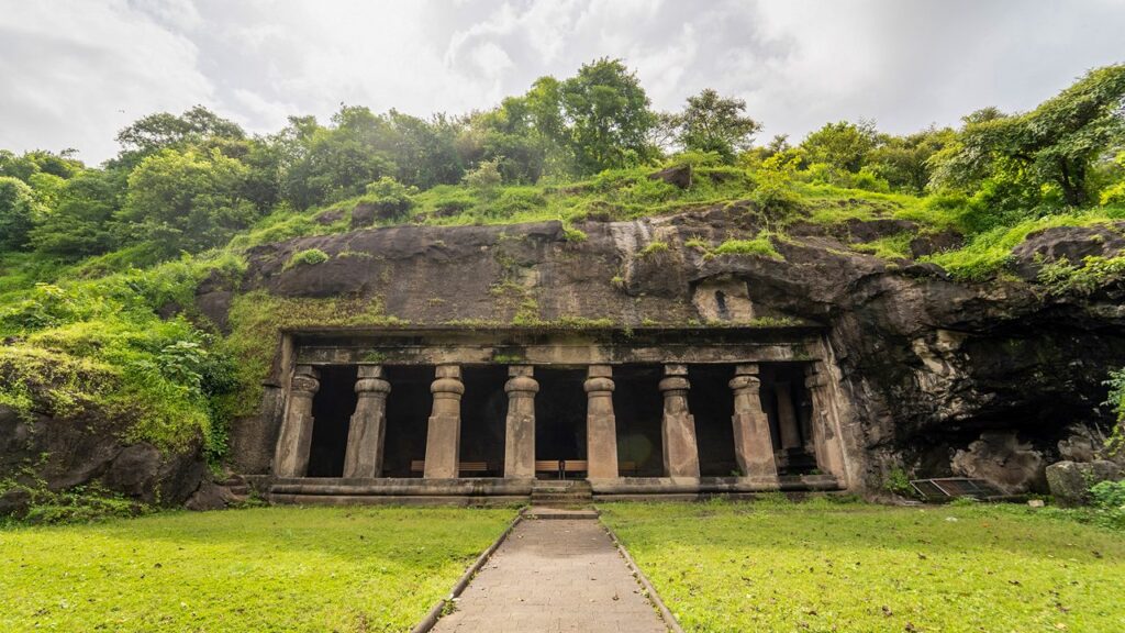 Panoramic view of the Trimurti Shiva relief inside Elephanta Caves on Gharapuri Island