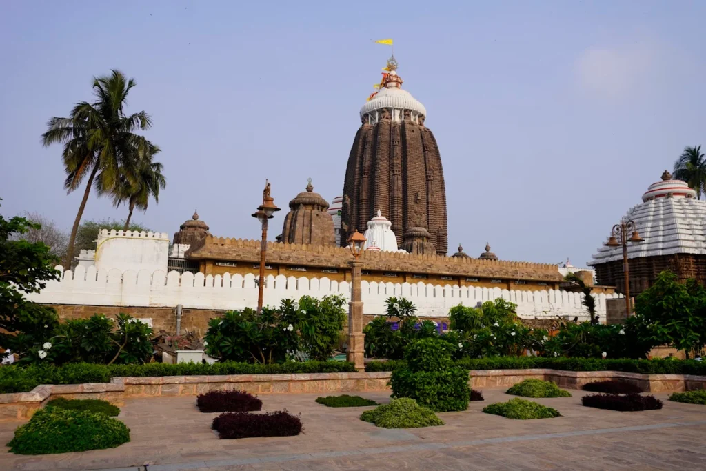 Jagannath Temple Puri Odisha main spire