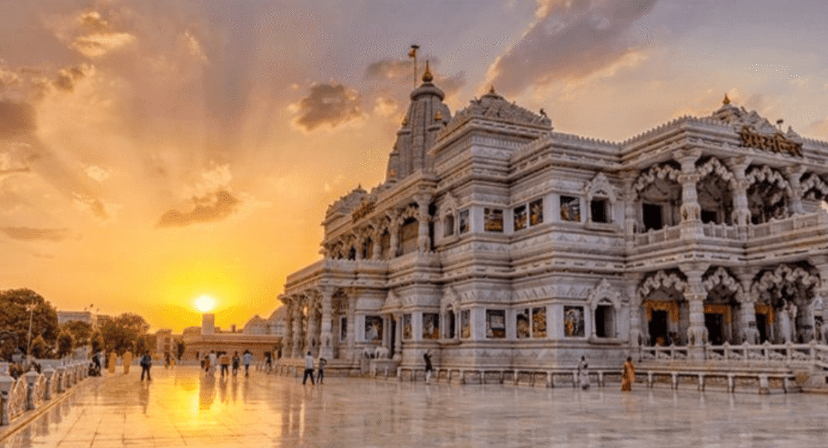 30 Best Places to Visit in Mathura and Vrindavan India 2025: The Ultimate Braj Bhoomi Travel Guide 1 Aerial view of the brightly illuminated Prem Mandir in Vrindavan, a must-visit spiritual destination and one of the 30 best places in Mathura-Vrindavan for 2025